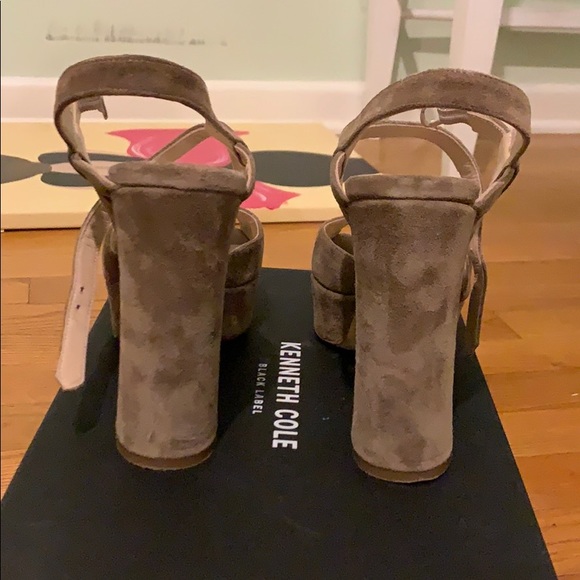 Kenneth Cole BLACK LABEL Chunky Suede Heels - Picture 3 of 5